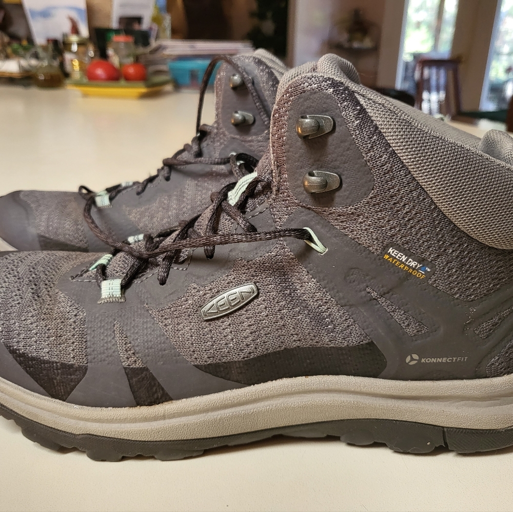 Keen terradura waterproof hiking boots